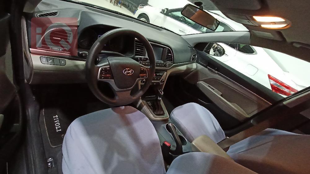 هیوندای ئەلەنترا